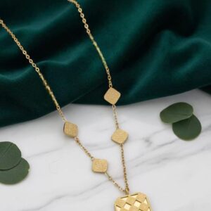 The Lattice Haven Pendant Necklace