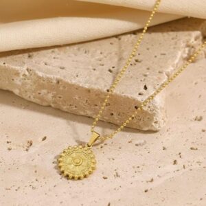 18k gold plated flowery pendant